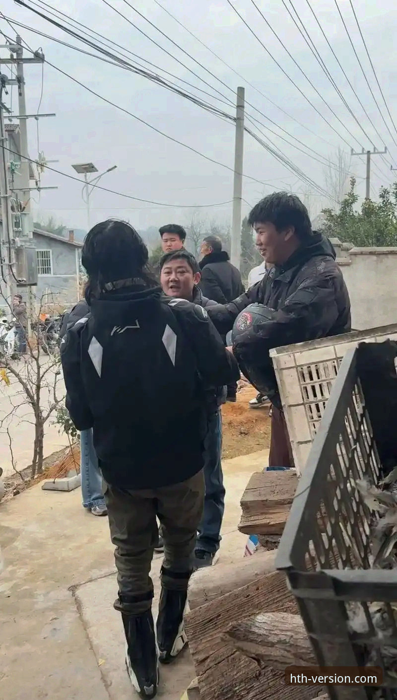 张雪机车车队匈牙利站夺冠最新动态，HTH华体会体育平台见证中国车队历史性突破